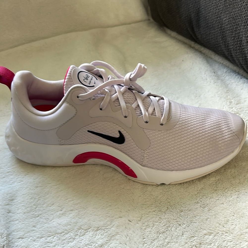 Women’s Nike Renew In-Season TR 11